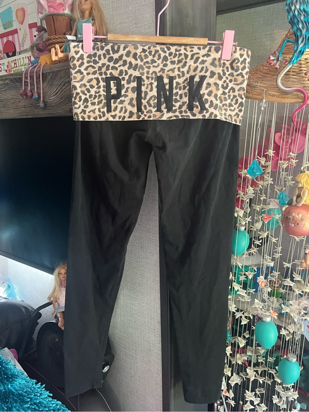 VS Pink Leggings